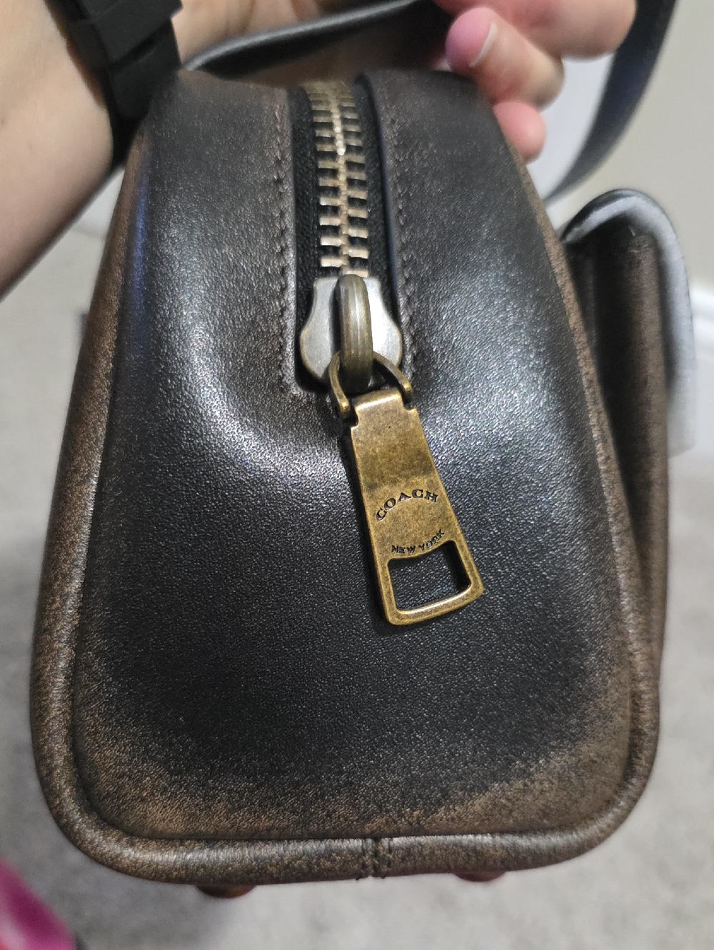Coach Twin Turnlock 20 Loved Leather Brown and Black Brass Hand Bag - Picture 15 of 16